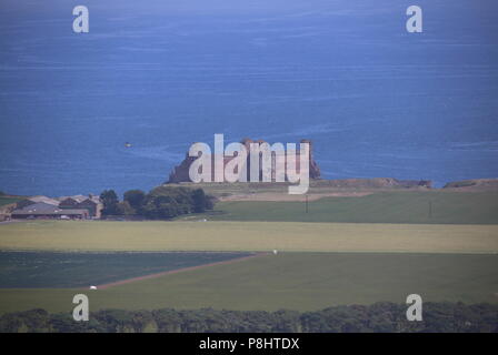 Portrait du Château de Tantallon de sommet de North Berwick Law East Lothian Ecosse Juillet 2018 Banque D'Images