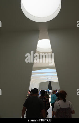 USS Arizona Memorial, la Deuxième Guerre mondiale, la Vaillance dans le Pacifique National Monument, Pearl Harbor, Honolulu, Oahu, Hawaii, USA. Banque D'Images