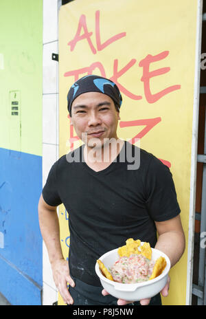 Toke Al Pez, street food bar, Lima, Pérou. Banque D'Images