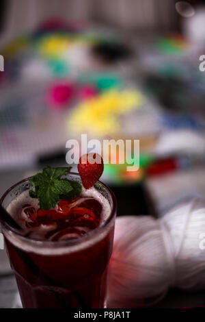 Starwberry Ice Tea et craft stuff Banque D'Images