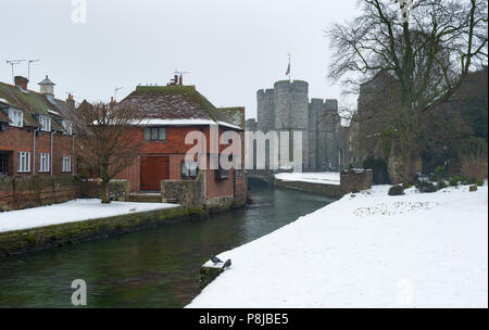 Neige dans le Westgate Gardens à Canterbury au cours de la vague de froid du mois de mars 2018. Banque D'Images