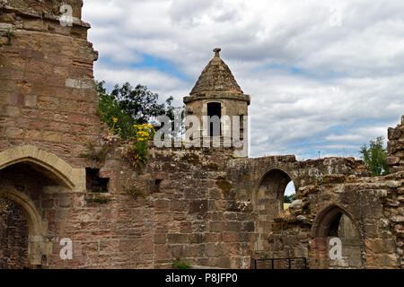 Spofforth château dans le village de Spofforth, Yorkshire, a été construit par Henry de Percy au début du 14ème siècle mais ruiné dans la guerre civile anglaise. Banque D'Images