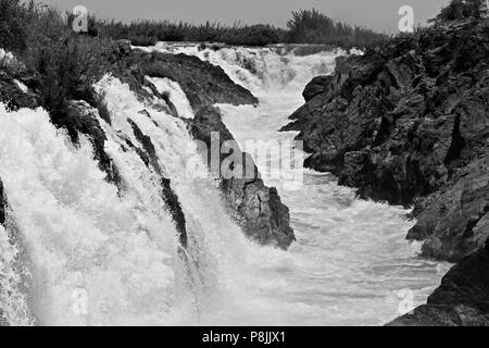 Le TAM I DAENG CASCADE est hors des sentiers battus sur le Mékong dans la région des Mille-Îles 4 (Si Phan Don) près de l'île de KHONE FAIT - LE SUD, Banque D'Images