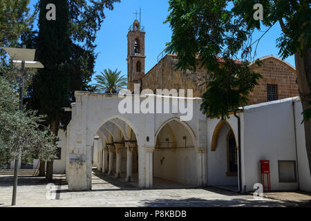 L'Église arménienne restauré et un monastère dans le nord de Nicosie (Lefkosa), République turque de Chypre du Nord Banque D'Images