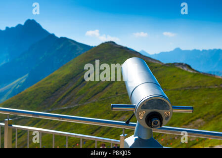 Close-up d'un télescope sur le mont Kasprowy Wierch Pologne Banque D'Images