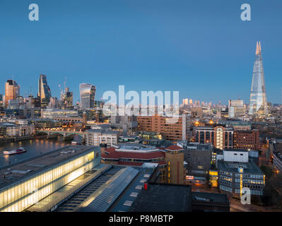 London City skyline est vue de l'interrupteur de la Tate Modern House Banque D'Images