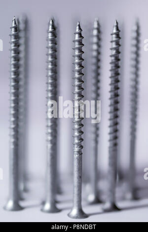 Close up d'un groupe de metal vis. Banque D'Images