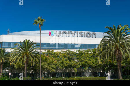 LOS ANGELES, CA/USA - 11 septembre 2016 : Los Angeles Univision régies de diffusion et le logo. Communication Univision est un United States Spanish Lang Banque D'Images