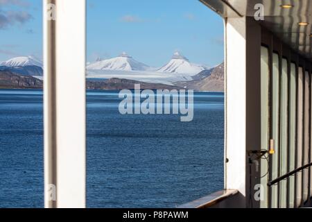 Une croisière autour de SPITZBERG À BORD DE L'Astoria, NORVÈGE Banque D'Images