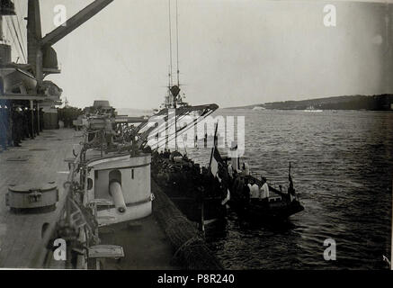Haus auf seinem Grossadmiral verstarb Flaggschiff flotte Austro am 8.2.1917 355 Kaiser Karl I. beim Begräbnis des une Grossadmirals Haus Anton verstorbenen Lungenentzündung en Pola, 10.2.1917 (BildID) 15551239 Banque D'Images