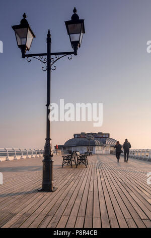 Jetée de Cromer, au lever du soleil, Norfolk, Angleterre Banque D'Images