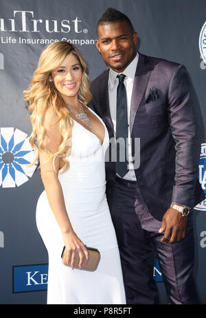 Assister à la 4e édition des célébrités Los Angeles Dodgers Foundation Gala Blue Diamond au Dodger Stadium. Yasiel Puig, avec : Andrea de La Torre Où : Los Angeles, California, United States Quand : 11 Juin 2018 Crédit : Brian à/WENN.com Banque D'Images