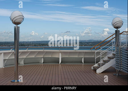 Bateau de croisière MSC Magnifica - terrasse en bois Banque D'Images