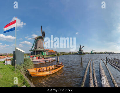 Les moulins à vent appelé De Zoeker, de Kat, de Gekroonde Poelenburg, Zaandam, Hollande-sept. Banque D'Images