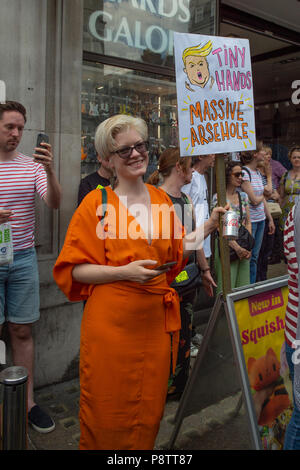 Londres, Royaume-Uni. 13 juillet 2018. Un grand nombre de personnes s'est avéré pour protester contre le président américain, Donald Trump à l'occasion de sa visite au Royaume-Uni. Crédit : Peter Manning/Alamy Live News Banque D'Images