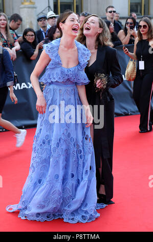 Michelle Monaghan et Rebecca Ferguson participant à la 'Mission : Impossible - Fallout' première mondiale au Palais de Chaillot le 12 juillet 2018 à Paris, France. Banque D'Images