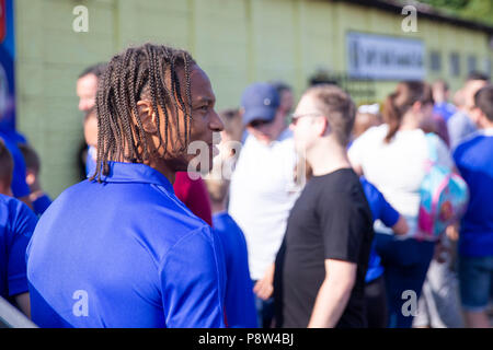 Taff's Well, Pays de Galles, Royaume-Uni. 13 juillet 2018. Nouvelle signature de Cardiff Bobby Reid avant de la pré-saison match amical entre Taff's Well FC de la ligue galloise Cardiff City et une Division de la Premier League à l'r * Plusieurs autres calvaires parsèment Ddar stadium, Taff's Well, Pays de Galles, Royaume-Uni. Credit : Mark Hawkins/Alamy Live News Banque D'Images