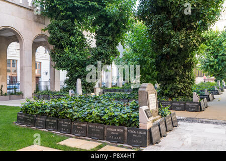 Vue sur la cour de la synagogue de Budapest, Hongrie Banque D'Images