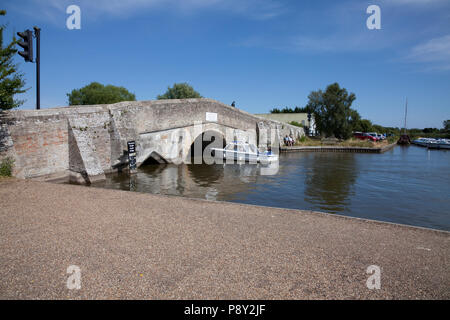 Potter Heigham Norfolk bridge Banque D'Images