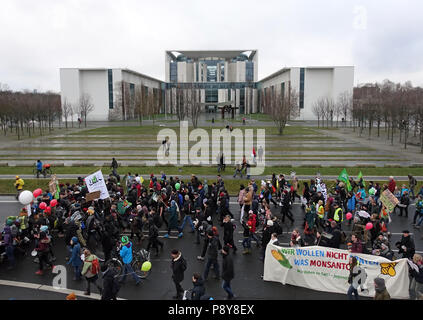 Berlin, Allemagne, la démonstration - nous sommes malades ! En face de la Chancellerie fédérale Banque D'Images