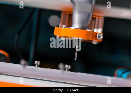 L'outil de coupe sur la machine de fraisage CNC. Banque D'Images