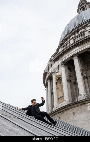 DATE DE SORTIE : Juillet 27, 2018 Title : Mission : Impossible - Fallout Studio : Paramount Pictures Réalisateur : Christopher McQuarrie PLOT : Ethan Hunt et son équipe du FMI, avec quelques alliés familiers, course contre la montre après une mission qui a mal tourné. Avec : TOM CRUISE en tant qu'Ethan Hunt. (Crédit Image : © Paramount Pictures/photos) Banque D'Images