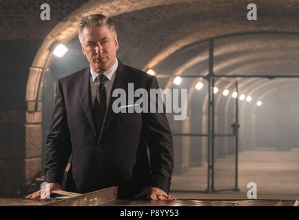 DATE DE SORTIE : Juillet 27, 2018 Title : Mission : Impossible - Fallout Studio : Paramount Pictures Réalisateur : Christopher McQuarrie PLOT : Ethan Hunt et son équipe du FMI, avec quelques alliés familiers, course contre la montre après une mission qui a mal tourné. Avec : Alec Baldwin comme Alan Hunley. (Crédit Image : © Paramount Pictures/photos) Banque D'Images