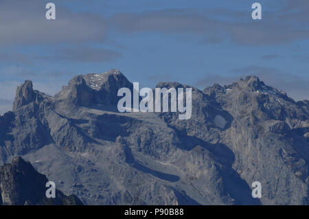 Alpes autrichiennes ; vue panoramique sur la montagne des trois tours dans la vallée de Montafon, Vorarlberg Banque D'Images