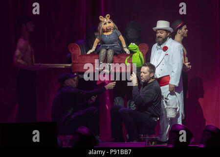 L'O2 Arena, au Royaume-Uni. 13 juillet 2018,Kermit et Miss Piggy chez les Muppets prennent l'O2, Peninsula Square, Londres. © Jason Richardson / Alamy Live News Banque D'Images