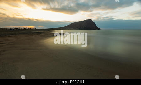 Et la plage de Tejita Réserve naturelle spéciale Red Mountain, Tenerife, Espagne. La photographie à longue durée d'exposition. Banque D'Images