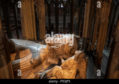 La tombe du roi Édouard II, la cathédrale de Gloucester, Angleterre Banque D'Images