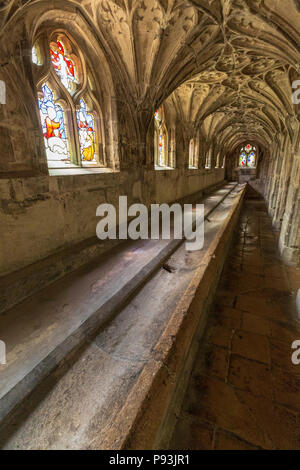 Le Lavatorium dans le cloître de la cathédrale de Gloucester, à Gloucester, en Angleterre Banque D'Images