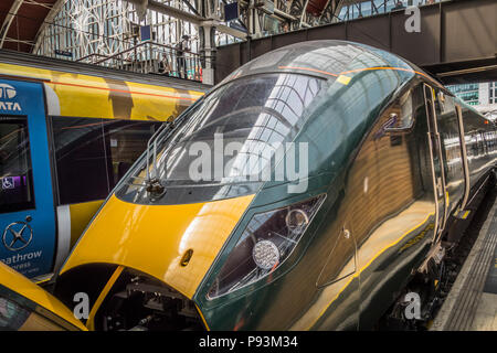 Le pare-brise d'un classe Hitachi 800 train Intercity Express à la gare de Paddington, Londres, UK Banque D'Images