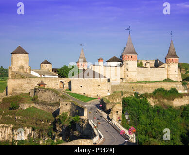 Ancien Fort de Kamianets Podolsk, l'Ukraine, la journée en été. Banque D'Images