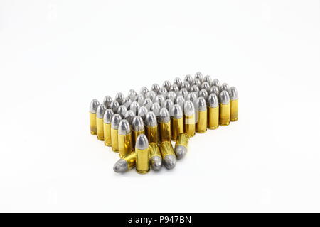 Pack de 9mm parabellum bullet LRN( conduire round nose ) isoler sur fond blanc Banque D'Images