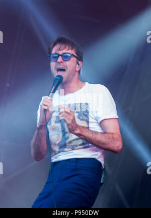 Justin Young, de l'exécution de vaccins live au Festival Latitude, Henham Park, Suffolk, Angleterre, 14 juillet, 2018 Banque D'Images