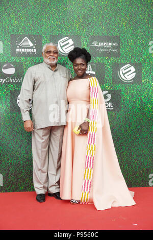 14 juillet 2018. Londres, Angleterre. L, ancien Président du Ghana, Jerry John Rawlings, R Dentaa Stormzy Amoateng MBE.Parmi les lauréats GUBA Awards à Londres. GUBA (Ghana UK Base) a eu lieu à l'O2 Intercontinental Hotel, North Greenwich, Londres. L'ancien Président du Ghana, Jerry John Rawlings, a parlé et a donné des bourses d'autres sommités seront notamment la réalisatrice Amma Asante Pedersen, Hugh Quarshie, George Boateng, Nana Abu Anamoah Buatsi, Joshua. © Peter Hogan/Alamy Live News Banque D'Images