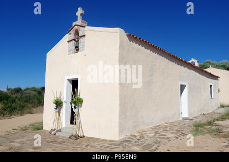 Golfo Aranci, SARDAIGNE. Nostra Signora del monte country church Banque D'Images