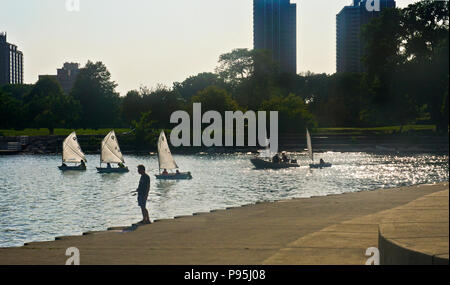 Classe à Chicago Park District à Montrose Harbor, Lincoln Park, Chicago, Illinois. Banque D'Images