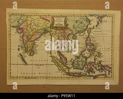 Une carte plus tard par les saumons d'une "Nouvelle grammaire historique et géographique...' (W. Johnston London) 1766 East Indies. Banque D'Images