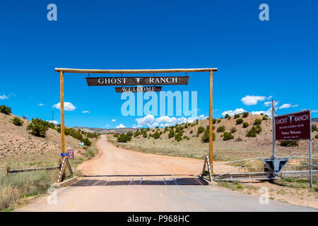 Nouveau Mexique, Rio Arriba Comté, Ghost Ranch, porte d'entrée Banque D'Images