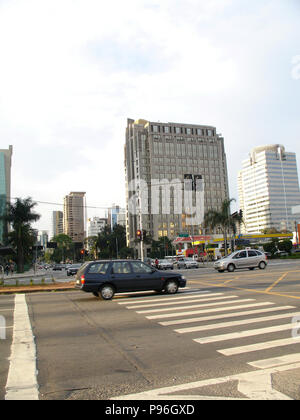 Immeuble, Avenue Juscelino Kubitschek, Itaim Bibi, São Paulo, Brésil Banque D'Images