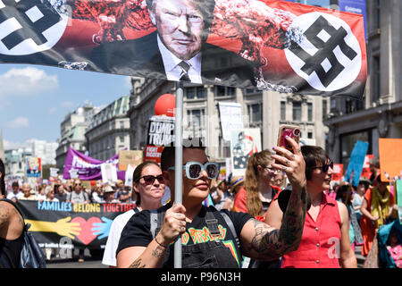 Le président d'Amérique Donald Trump visite à Londres le 13 juillet 2018.Anti-Trump partisans mars à Londres centrale. Banque D'Images