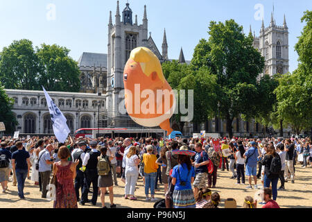 Le président d'Amérique Donald Trump visite à Londres le 13 juillet 2018.Anti-Trump partisans mars à Londres centrale. Banque D'Images