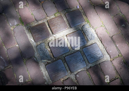 Gouda, Amsterdam : jun 2018 - Memorial de la Chaussée des marqueurs pour les victimes de l'holocauste aux Pays-Bas Banque D'Images