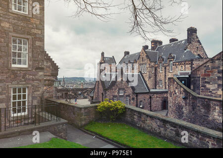 Ancien bâtiment du château d'Édimbourg situé à l'ouest de l'hôpital à l'intérieur de la cour du château d'Édimbourg, monument d'Édimbourg, Écosse, Royaume-Uni Banque D'Images