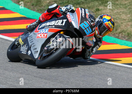 Hohenstein-Ernstthal, Allemagne. 15 juillet, 2018. Le Grand Prix moto d'Allemagne, Moto2 au Sachsenring : Marcel Schroetter (Allemagne, Dynavolt Intact GP) en action. Crédit : Jan Woitas/dpa-Zentralbild/dpa/Alamy Live News Banque D'Images