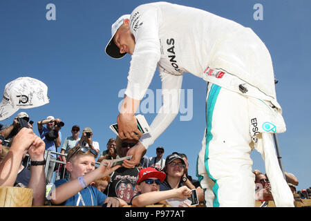 Goodwood, West Sussex, UK. 15 juillet 2018. Valtteri Bottas à la 25 Goodwood Festival of Speed - le Silver Jubilee, à Goodwood, West Sussex, UK. © Malcolm Greig/Alamy Live News Banque D'Images