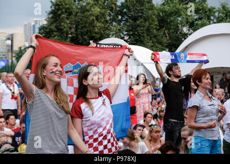 Moscou, Russie. Le 15 juillet 2018. Les partisans croates vont à l'intérieur de stade Luzhniki le match final de la coupe du monde FIFA 2018 à Moscou. La France contre la Croatie Crédit : Marco Ciccolella/Alamy Live News Banque D'Images