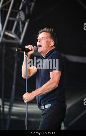 Deacon Blue effectuer au 2018 Cornbury Festival, Chadlington, Oxfordshire le 15 juillet 2018. Crédit : John Lambeth/Alamy Live News Banque D'Images